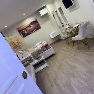 Apartamento La Dimora Dei Sogni Sedil Capuano, Nápoles